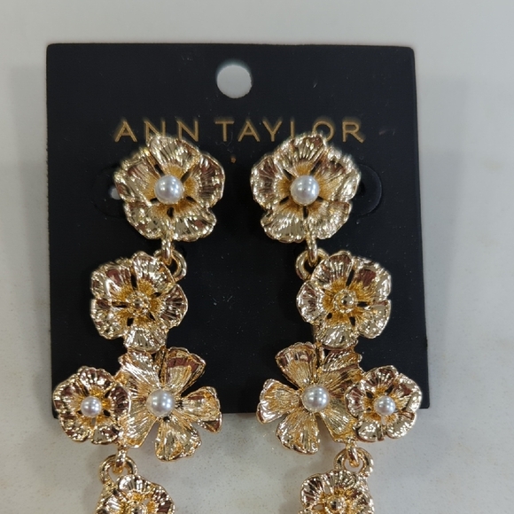 Ann Taylor Gold Floral with Pearl Dangle Earrings - Picture 2 of 6
